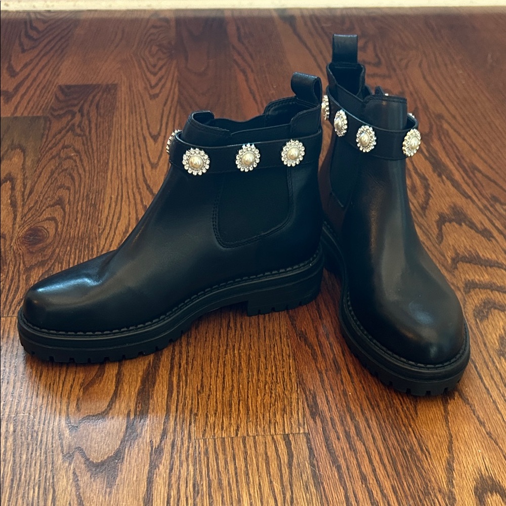 Copper Key Black Ankle Boots with Pearl Accents, W 7.5 , brand new